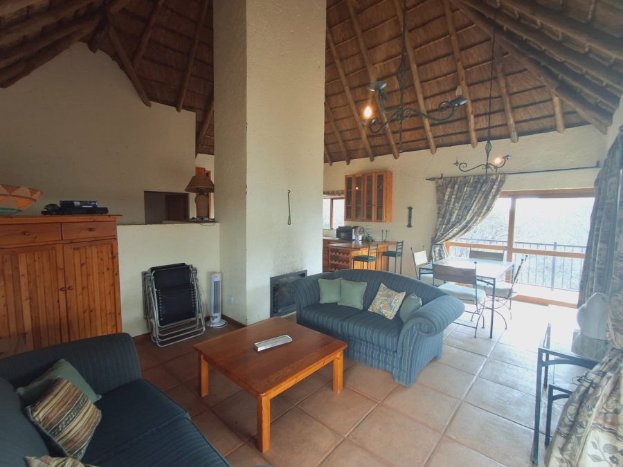 4 Bedroom Property for Sale in Boschenvaal River Front Lodges Free State